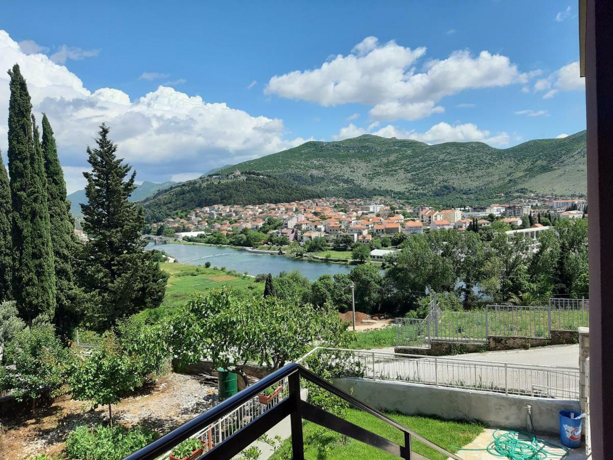 Nijona 1 Hotel Trebinje Exterior photo