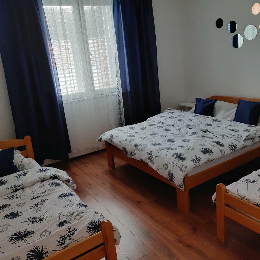 Nijona 1 Hotel Trebinje Exterior photo