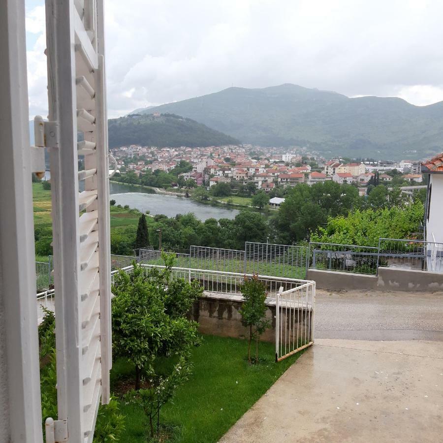 Nijona 1 Hotel Trebinje Exterior photo